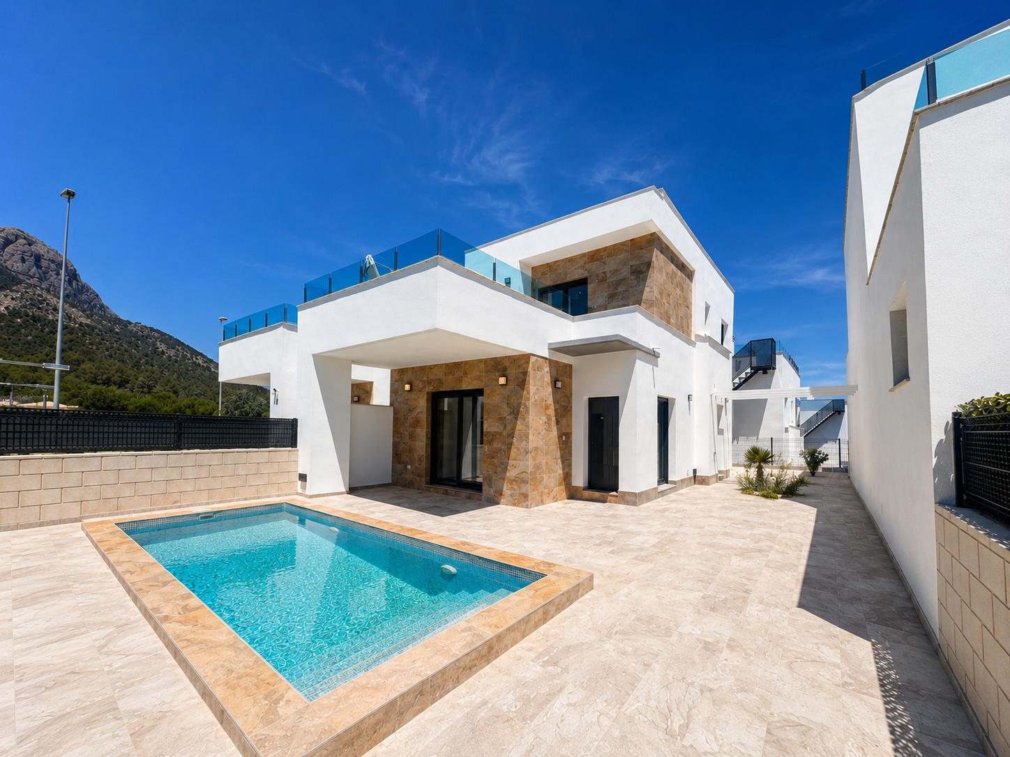 Key-ready Villa 29 in Polop